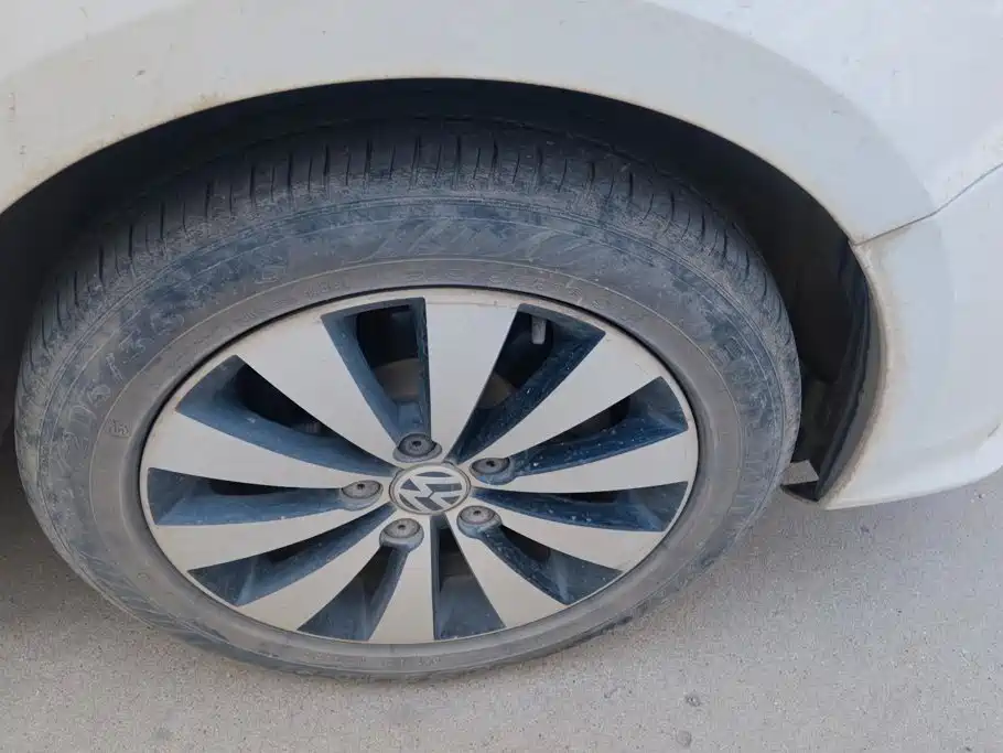 Volkswagen Sagitar 2018 1.6L Manual Comfort