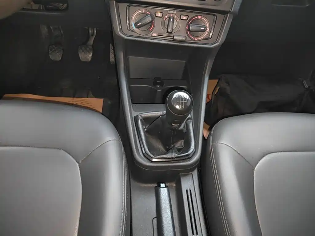 Volkswagen Santana 2016 1.6L Manual Trend Edition
