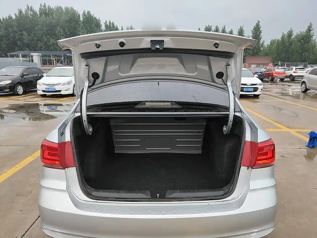 Volkswagen Santana 2016 1.6L Manual Trend Edition