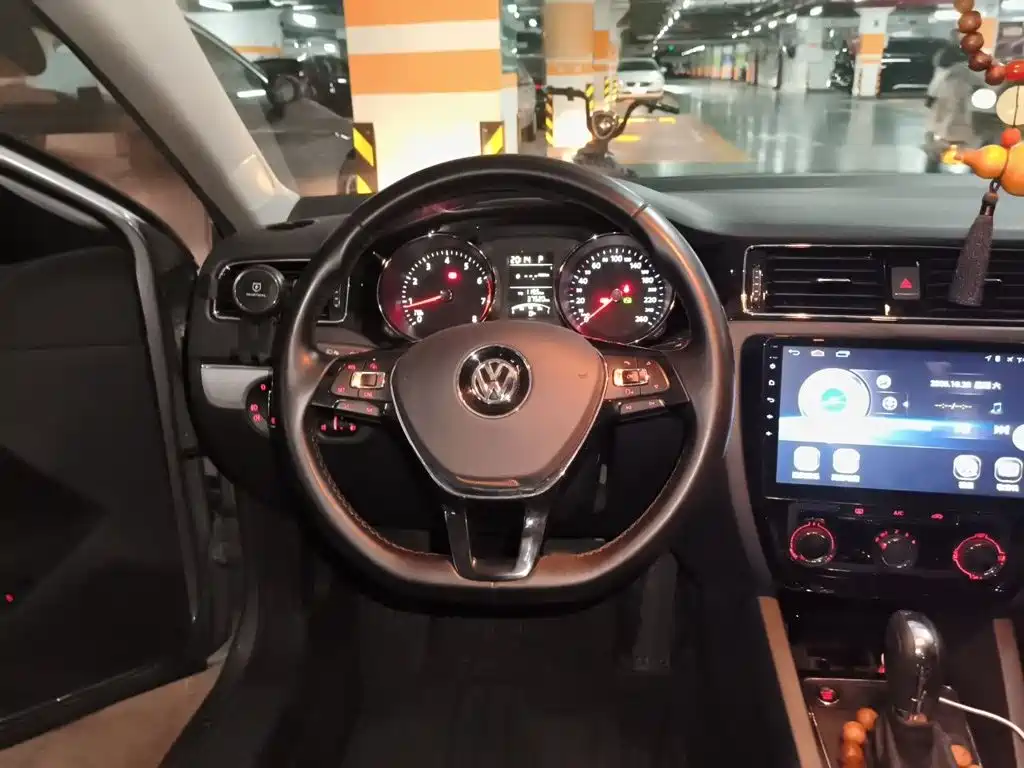 Volkswagen Sagitar 2018 1.6L Automatic Comfort