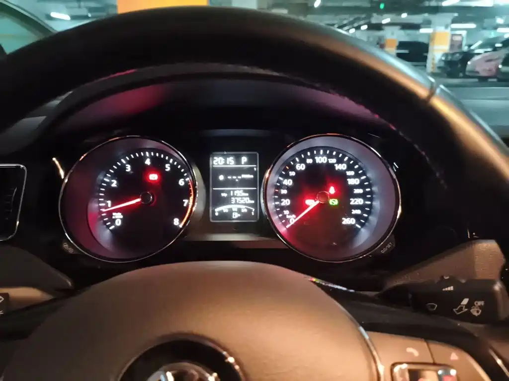 Volkswagen Sagitar 2018 1.6L Automatic Comfort