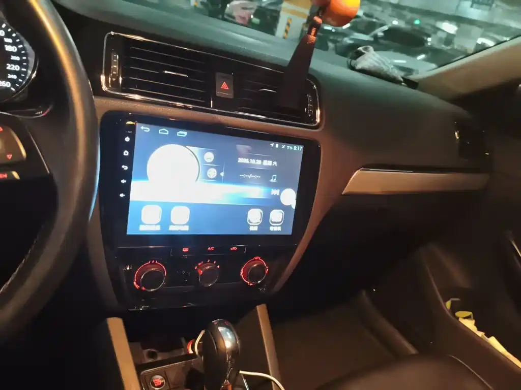 Volkswagen Sagitar 2018 1.6L Automatic Comfort