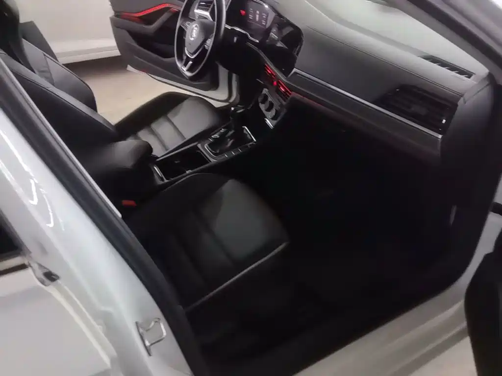 Volkswagen Sagitar 2021 280TSI DSG Surpassing Edition