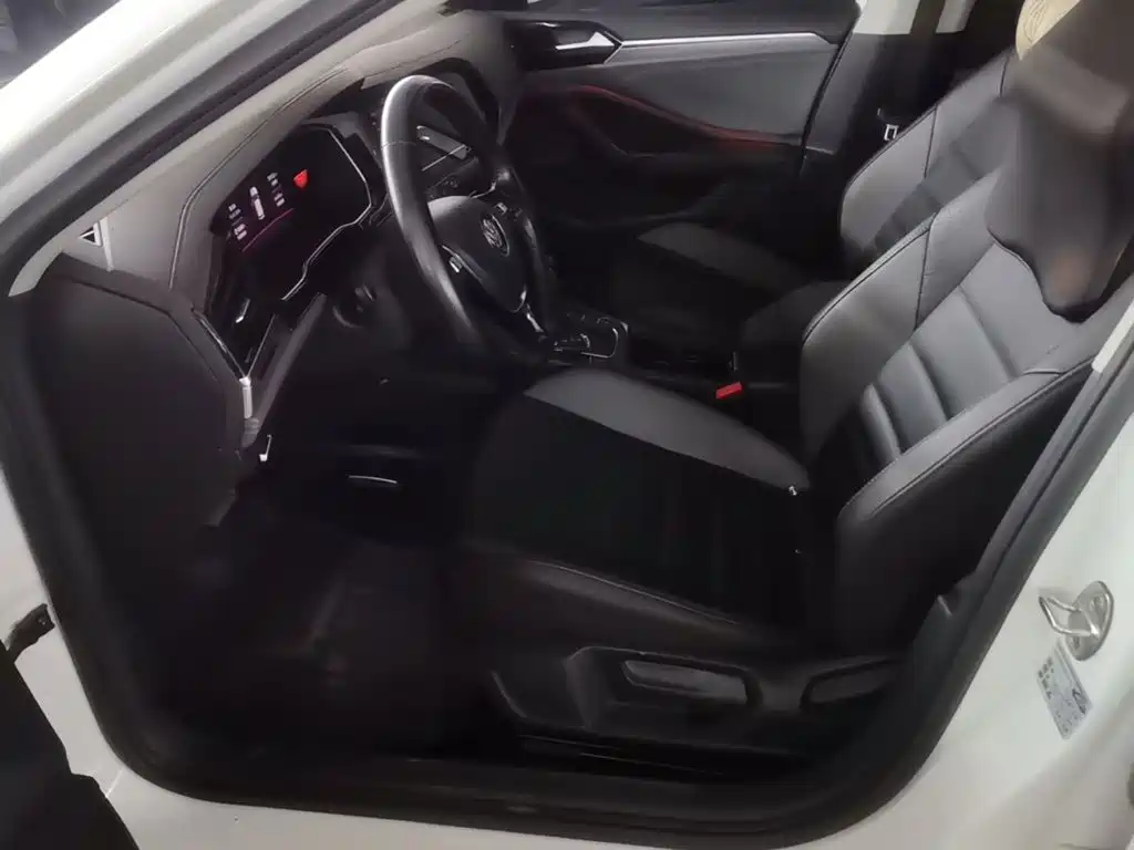 Volkswagen Sagitar 2021 280TSI DSG Surpassing Edition