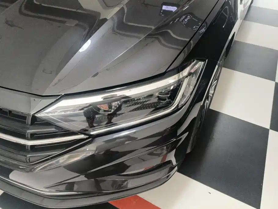 Volkswagen Sagitar 2021 280TSI DSG Surpassing Edition