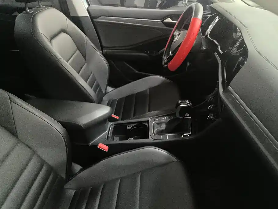 Volkswagen Sagitar 2021 280TSI DSG Surpassing Edition