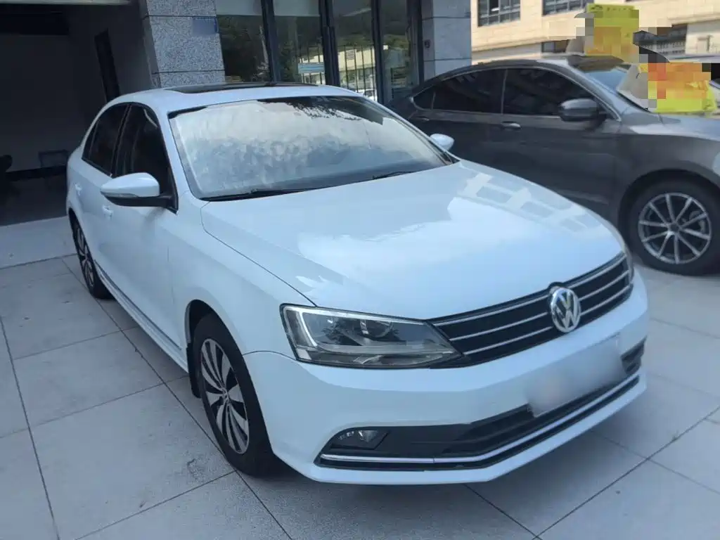 Volkswagen Sagitar 2017 1.6L Automatic Comfort