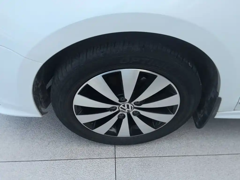 Volkswagen Sagitar 2017 1.6L Automatic Comfort