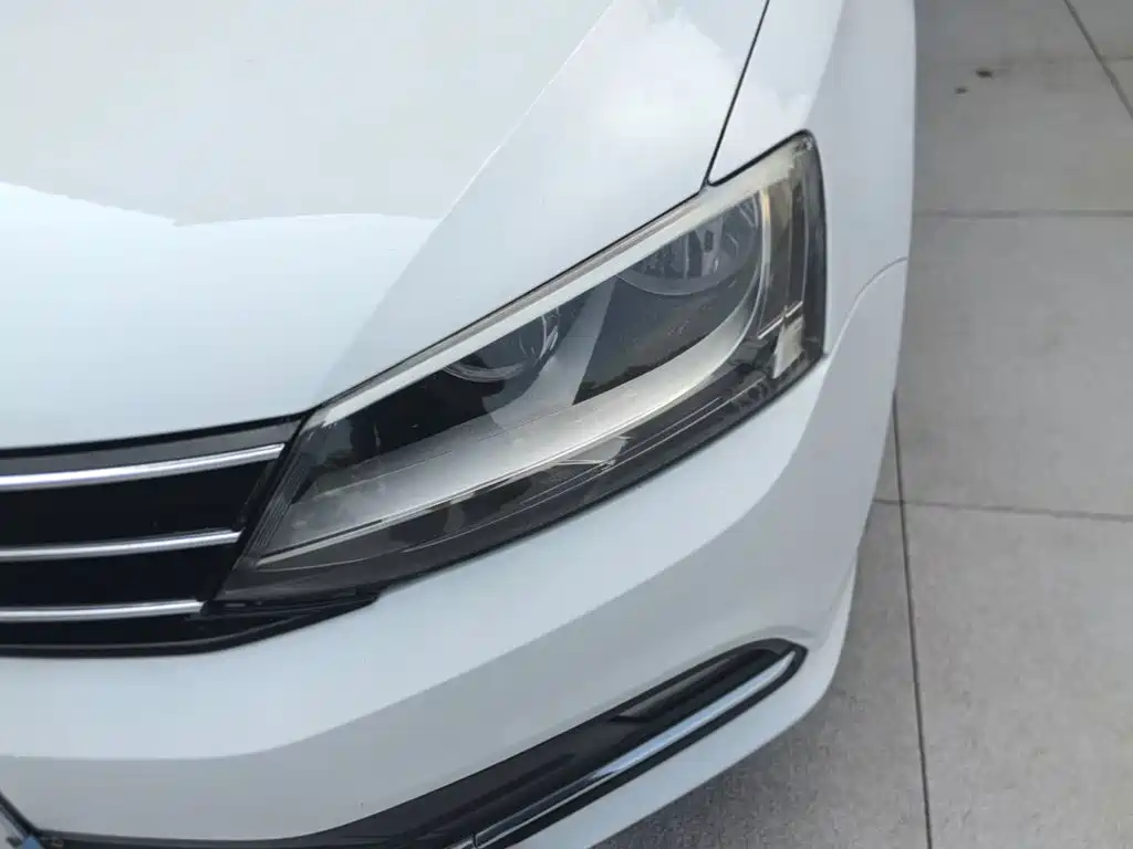 Volkswagen Sagitar 2017 1.6L Automatic Comfort