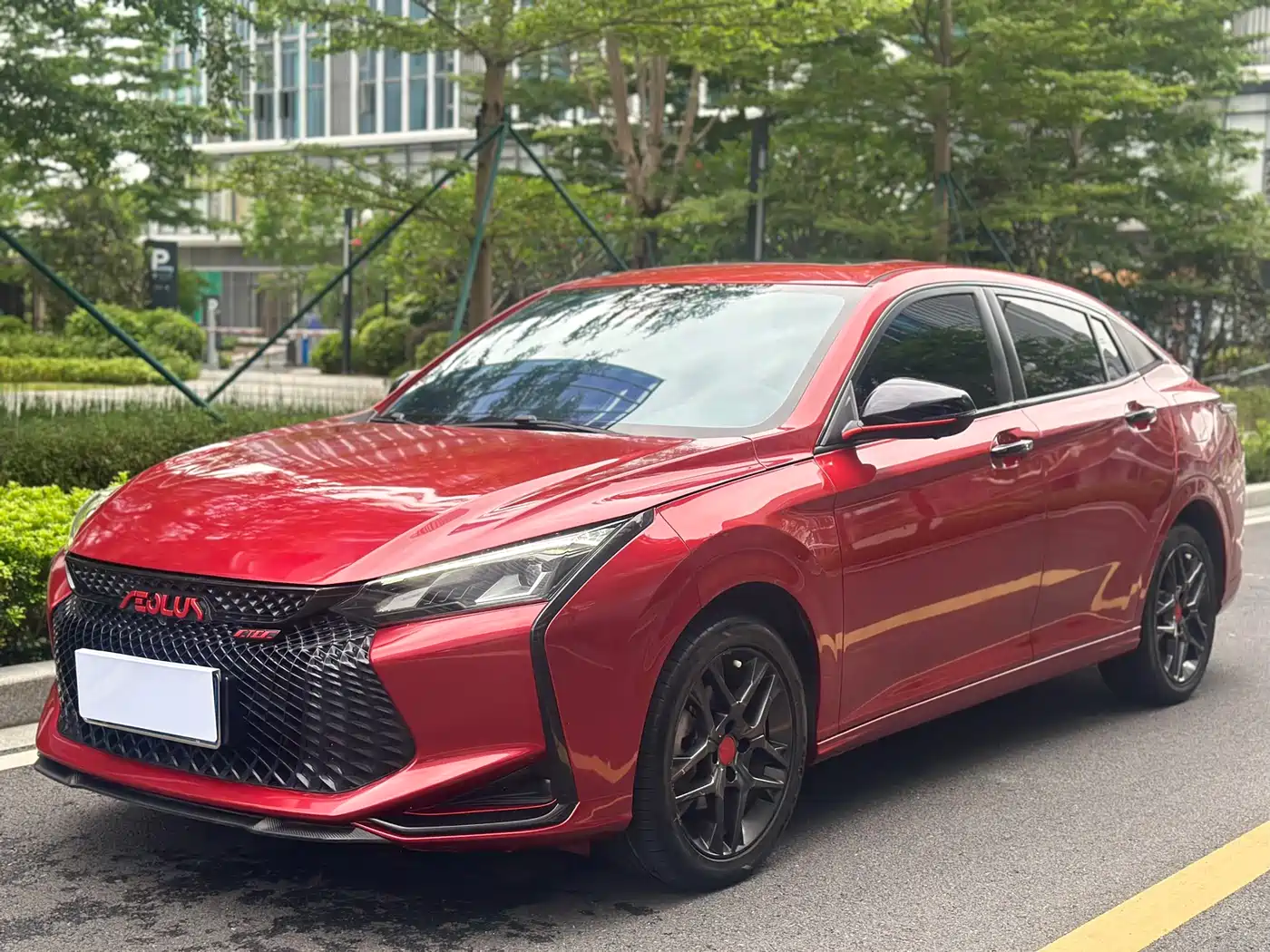 Dongfeng Aeolus Yixuan 2022 230T Auto Light-Chasing Knight Edition