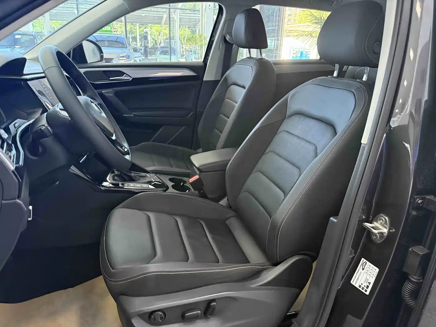 Volkswagen Tayron 2022 280TSI 2WD Luxury Smart Connect Edition