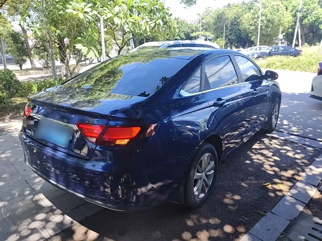 Geely Emgrand GL 2021 UP 1.4T CVT Premium