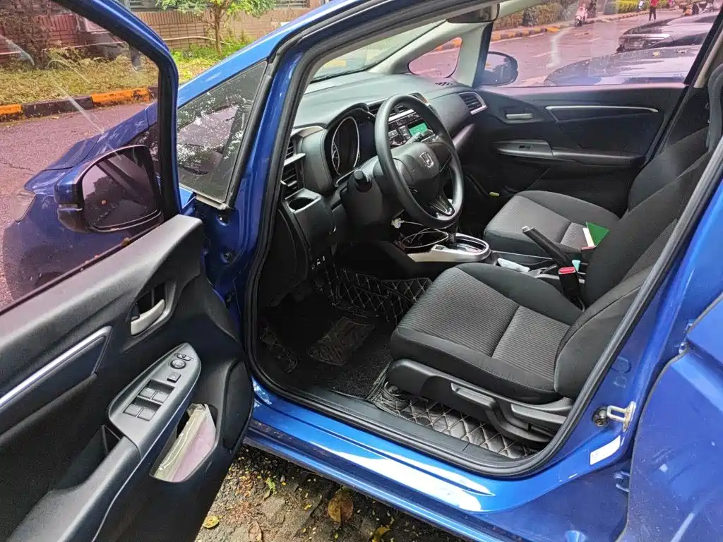 Honda Fit 2018 1.5L CVT Luxury Edition