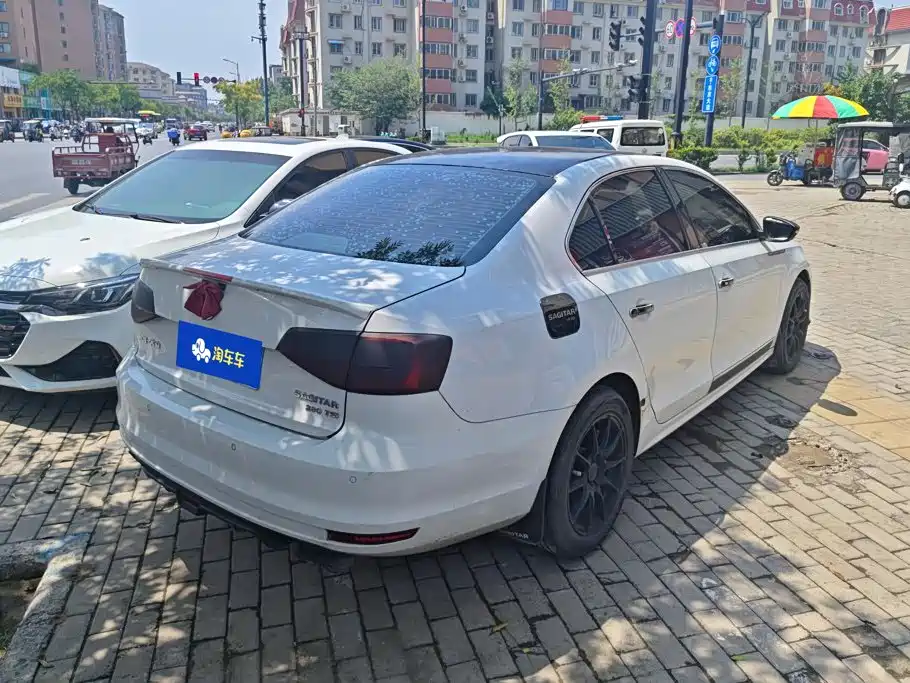 Volkswagen Sagitar 2018 1.6L Automatic Comfort