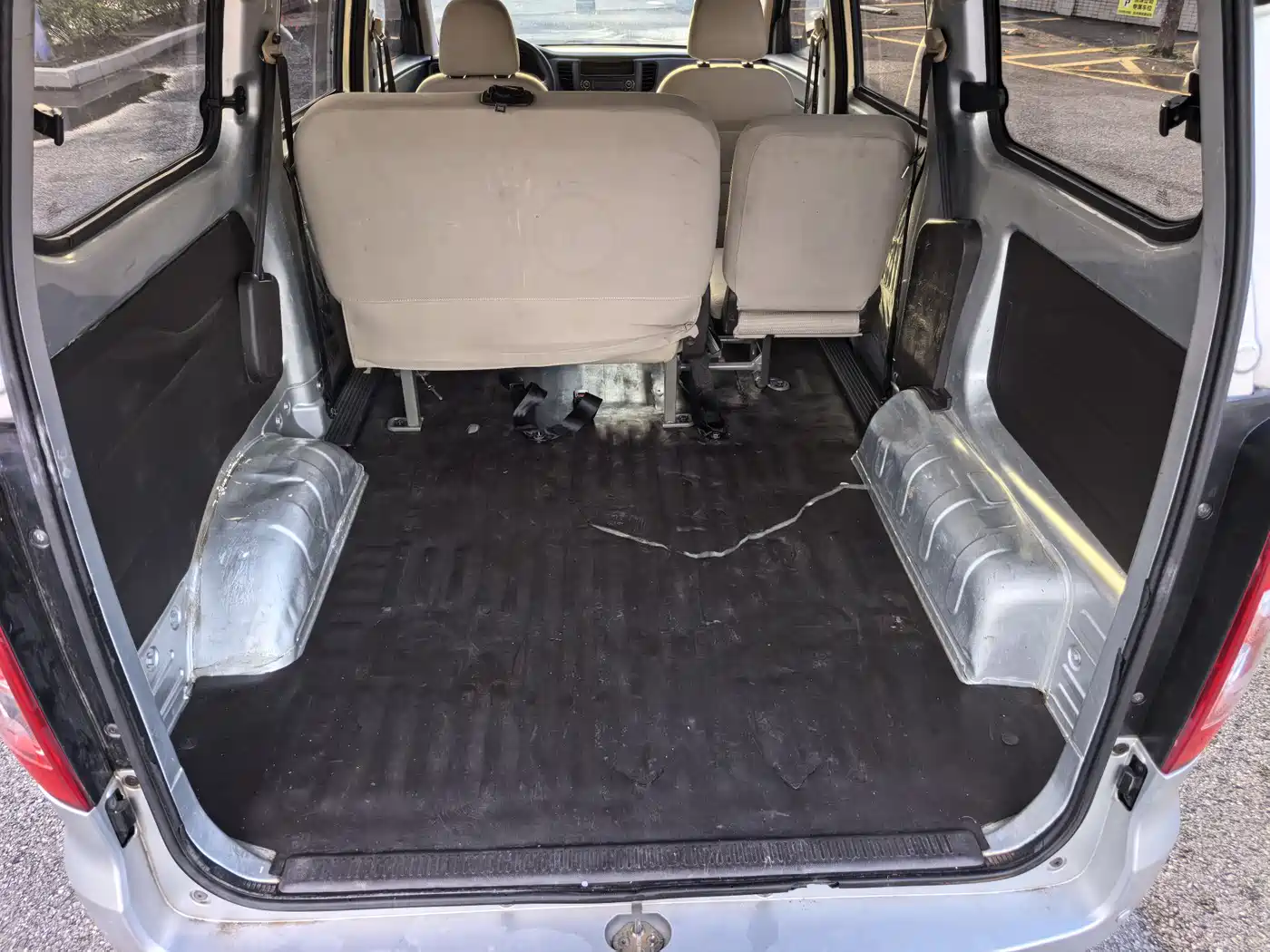 Wuling Motors Wuling Hongguang V 2019 1.5L Basic China VI LAR