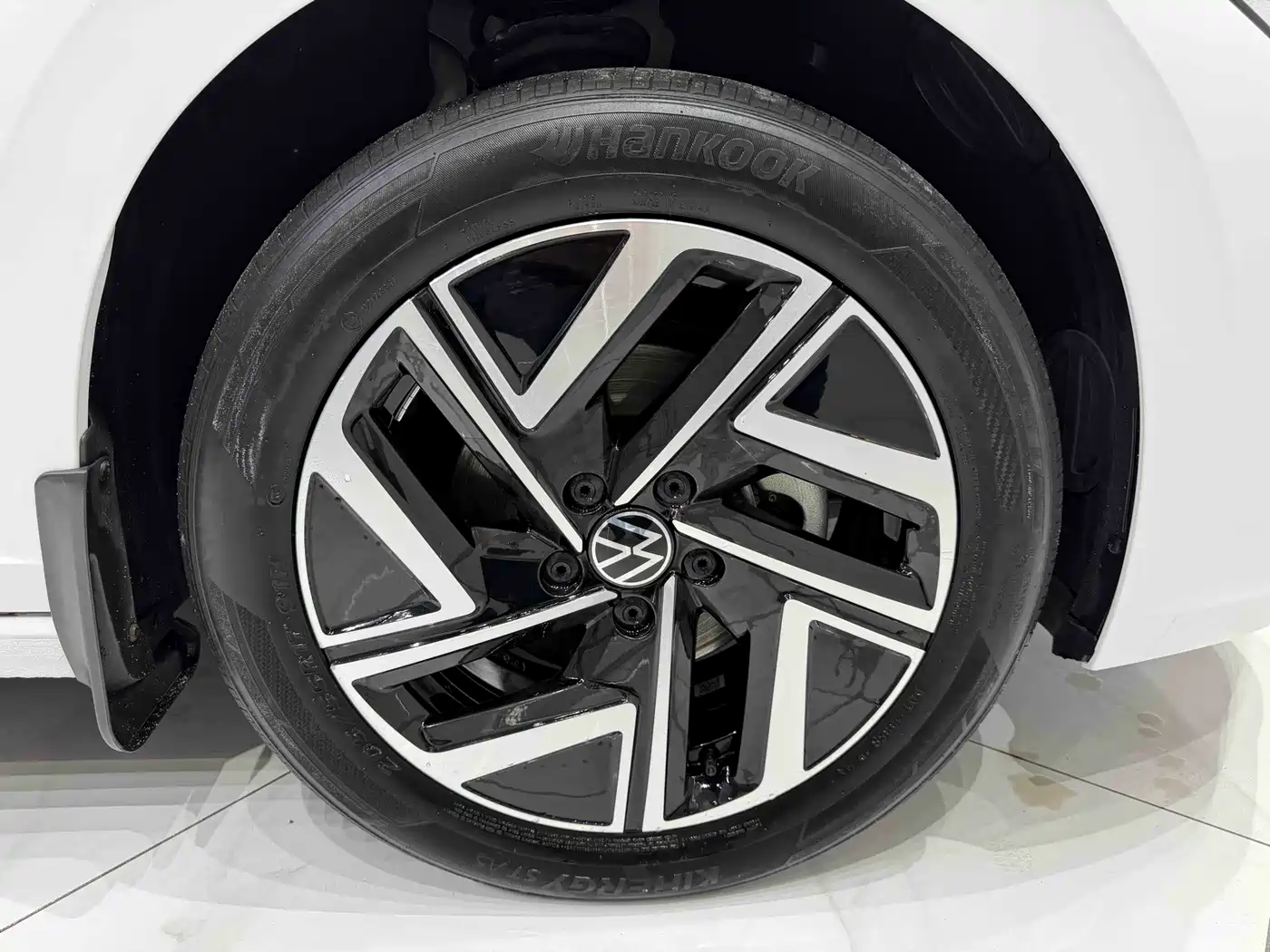 Volkswagen Sagitar 2023 280TSI DSG Surpass Plus Edition