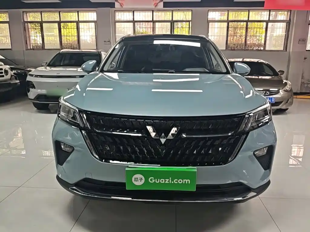 Wuling Motors Wuling Xingchen 2021 1.5T CVT Starlight Edition