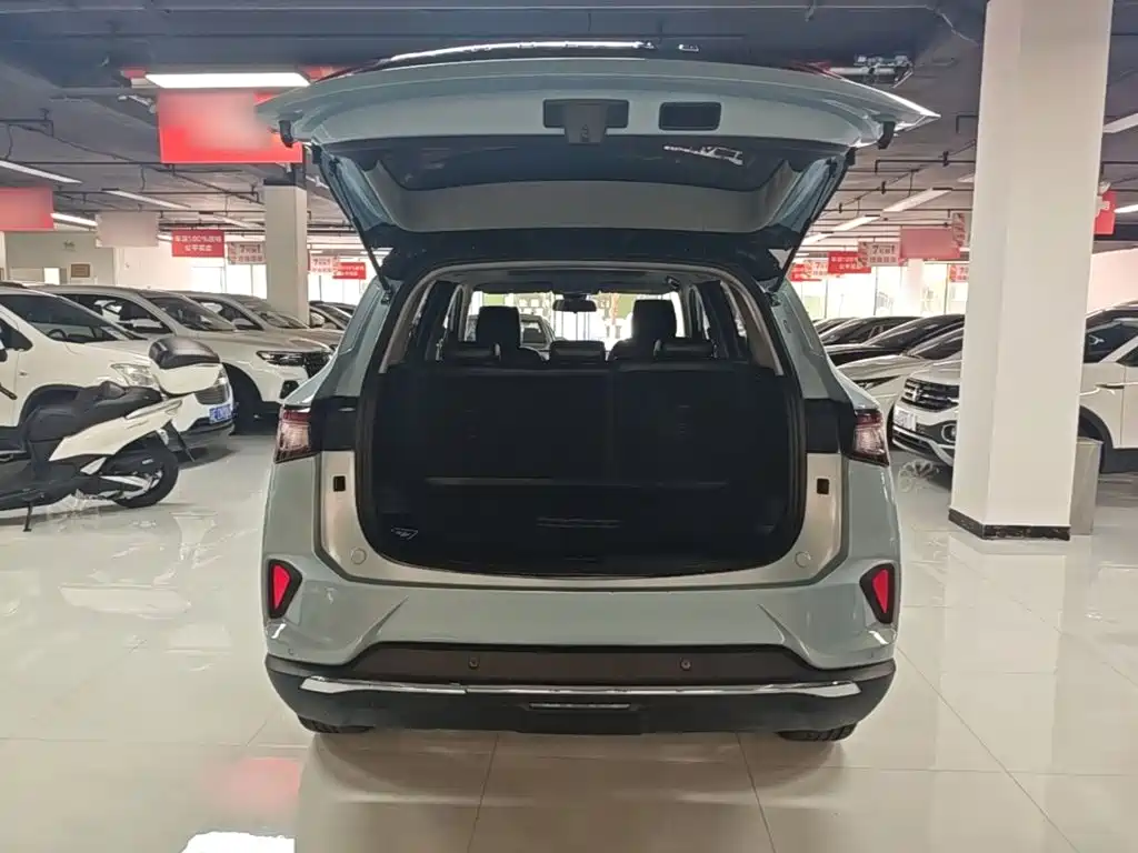 Wuling Motors Wuling Xingchen 2021 1.5T CVT Starlight Edition