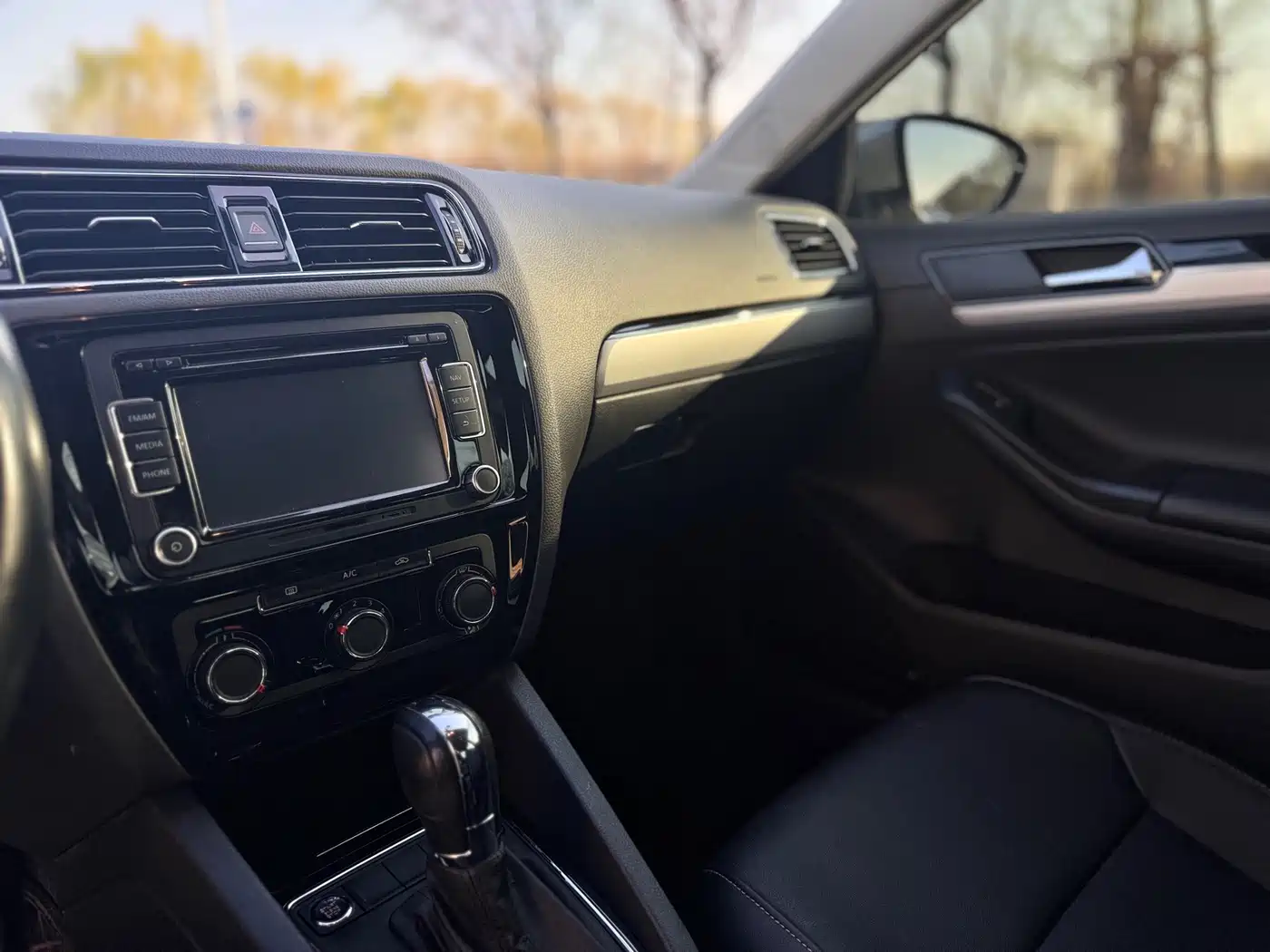 Volkswagen Sagitar 2018 1.6L Automatic Comfort