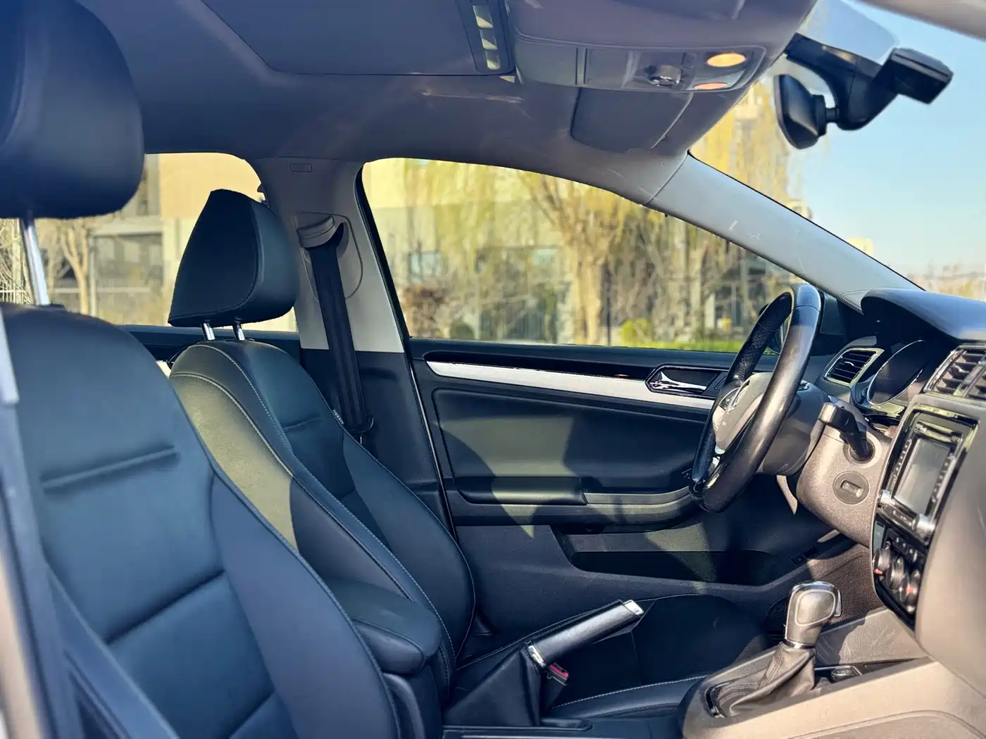 Volkswagen Sagitar 2018 1.6L Automatic Comfort