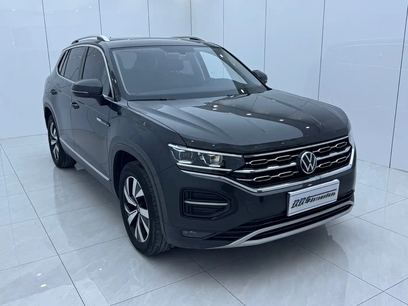 Volkswagen Tayron 2022 280TSI 2WD Luxury Smart Connect Edition