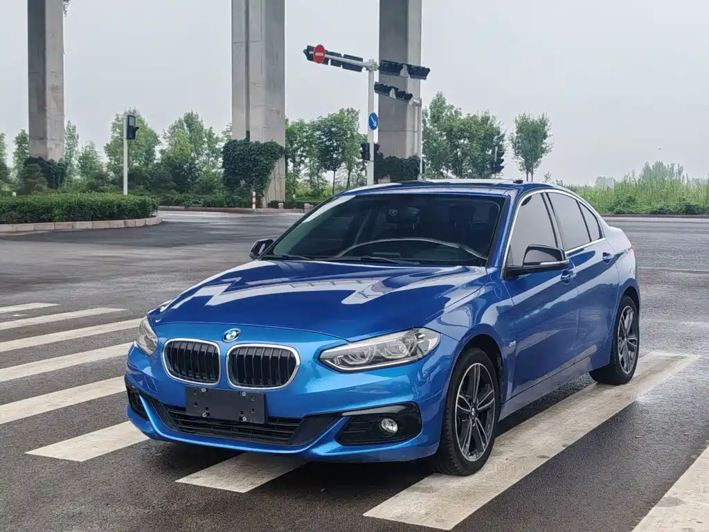 BMW BMW 1 Series 2018 118i Sport Edition