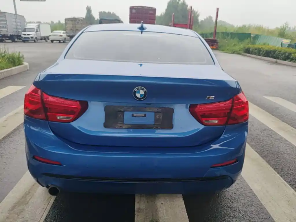 BMW BMW 1 Series 2018 118i Sport Edition
