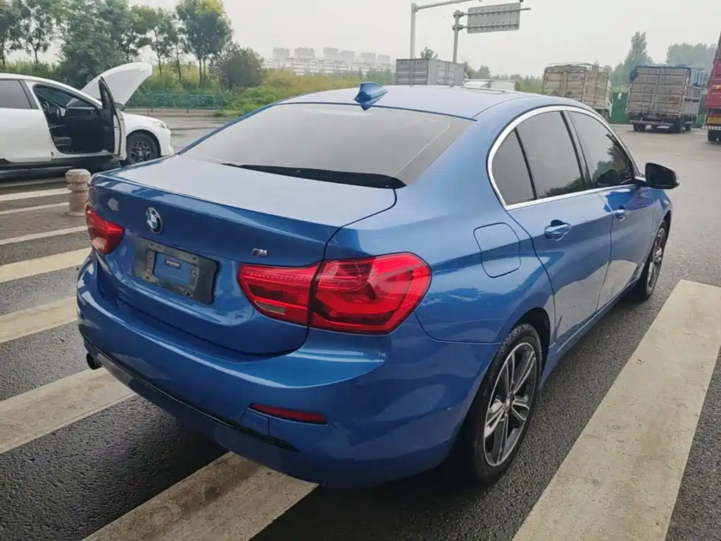 BMW BMW 1 Series 2018 118i Sport Edition