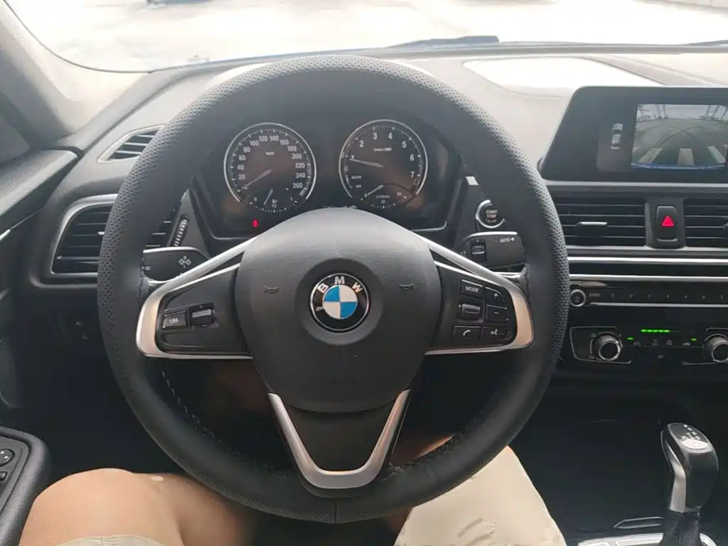 BMW BMW 1 Series 2018 118i Sport Edition