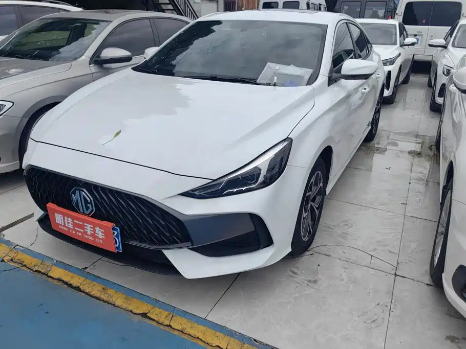MG MG5 2022 180DVVT CVT Youth Luxury Edition