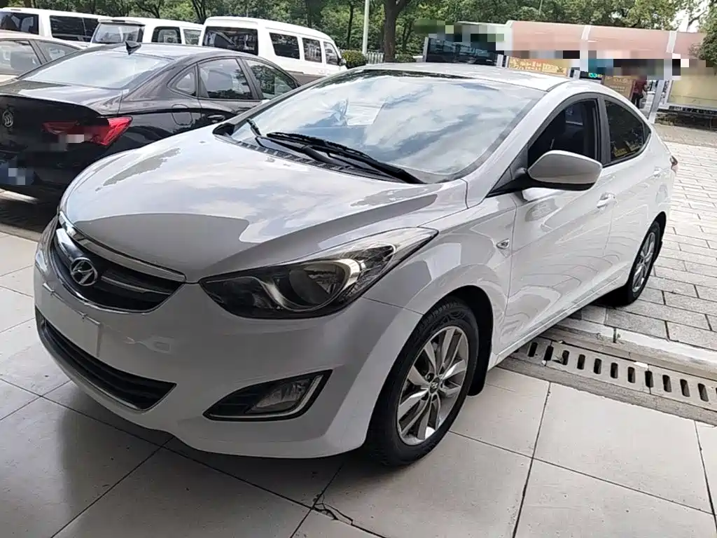 Hyundai Langdong 2015 1.6L Auto Trend