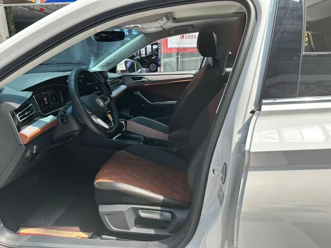 Volkswagen Sagitar 2023 280TSI DSG Surpass Plus Edition