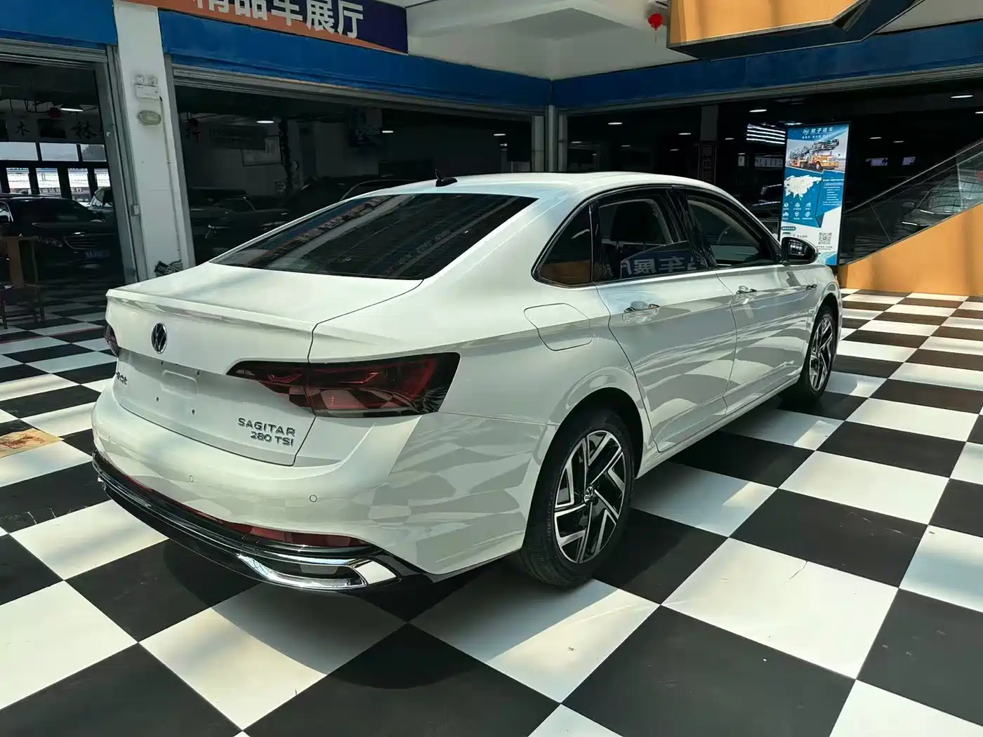 Volkswagen Sagitar 2023 280TSI DSG Surpass Plus Edition