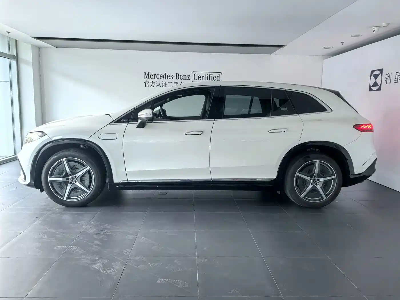 Mercedes-Benz Mercedes-Benz EQS SUV 2023 450 4MATIC Pioneer Edition