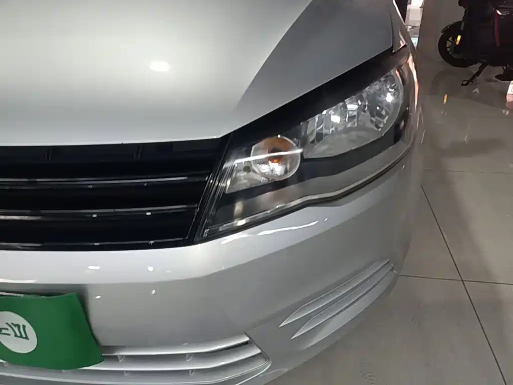 Volkswagen Jetta 2015 Value Edition 1.6L Manual Fashion
