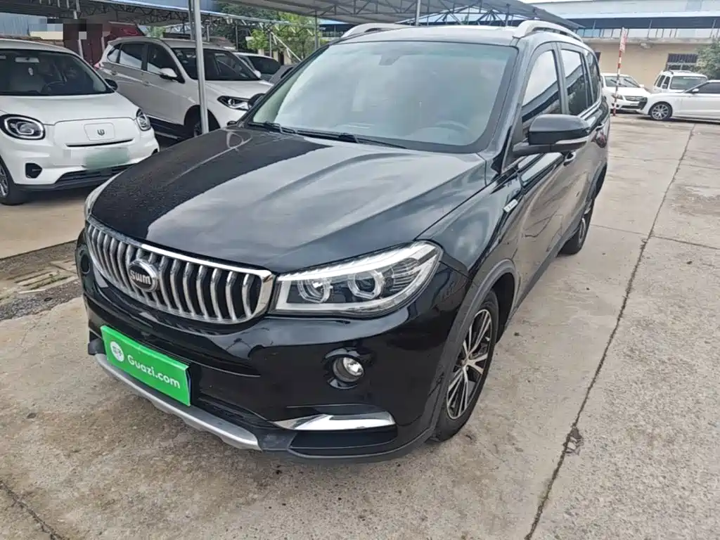 SWM Motor SWM X7 2020 2.0L Manual Comfort 7-seater