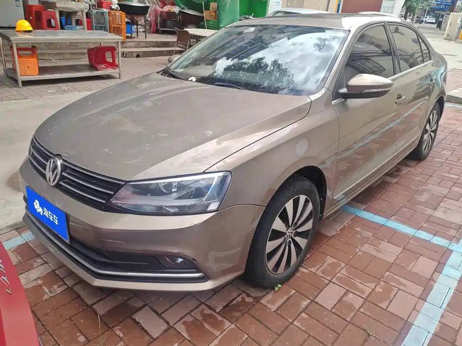Volkswagen Sagitar 2017 1.6L Manual Comfort