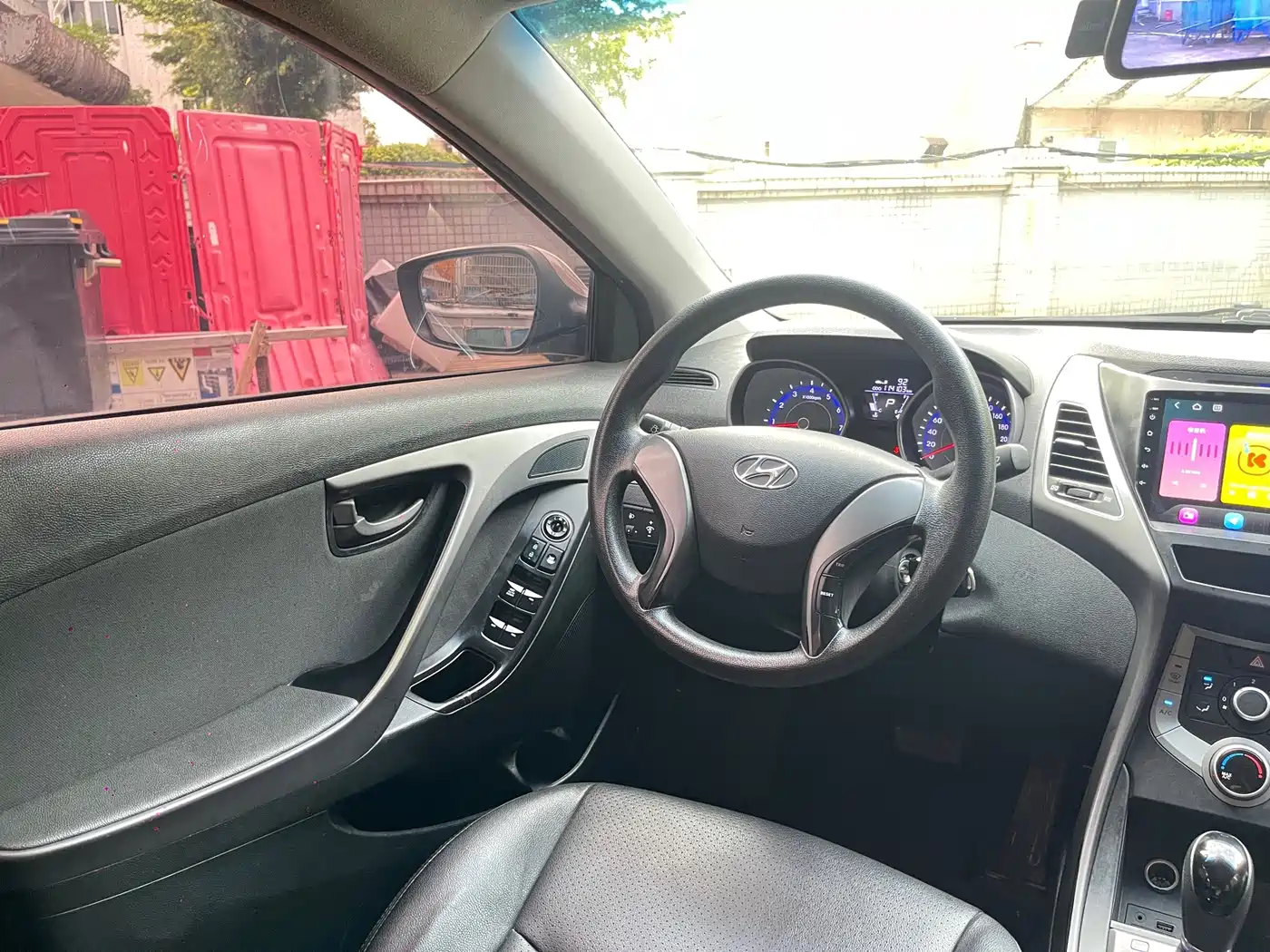 Hyundai Langdong 2015 1.6L Auto Trend