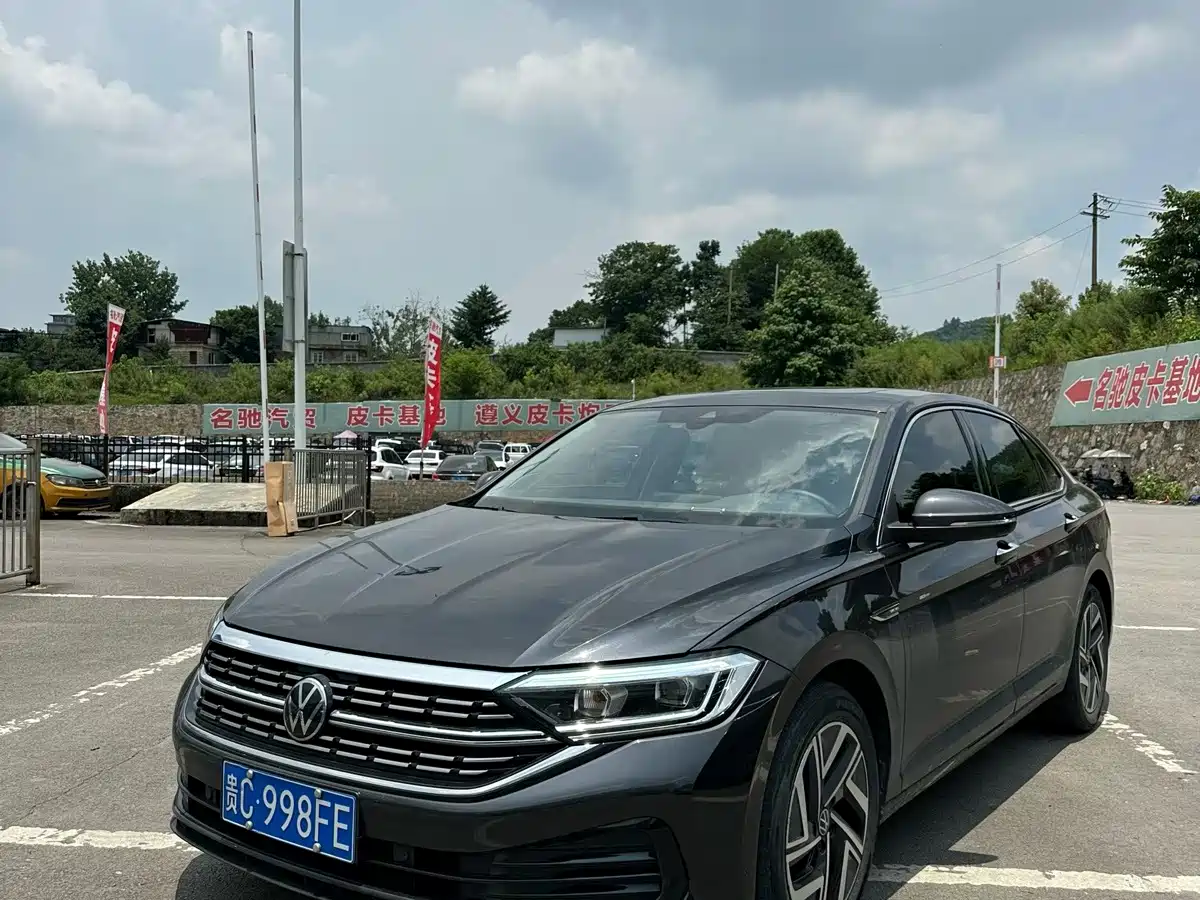 Volkswagen Sagitar 2023 Model Year 280TSI DSG Surpass Edition