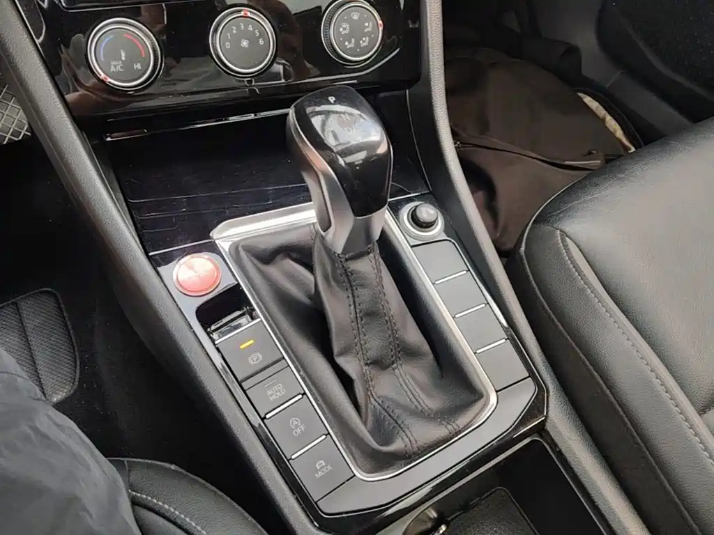 Volkswagen Sagitar 2021 280TSI DSG Comfort Smart Connect Edition