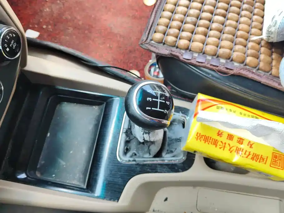 Wuling Motors Wuling Hongguang 2016 1.5L S1 Premium Model China V