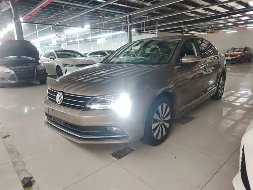 Volkswagen Sagitar 2018 1.6L Automatic Comfort