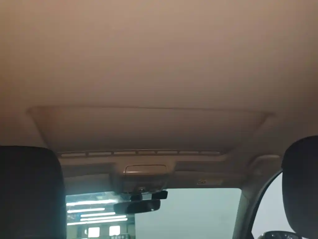 Volkswagen Sagitar 2018 1.6L Automatic Comfort