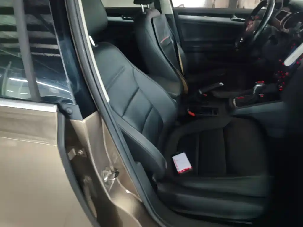 Volkswagen Sagitar 2018 1.6L Automatic Comfort