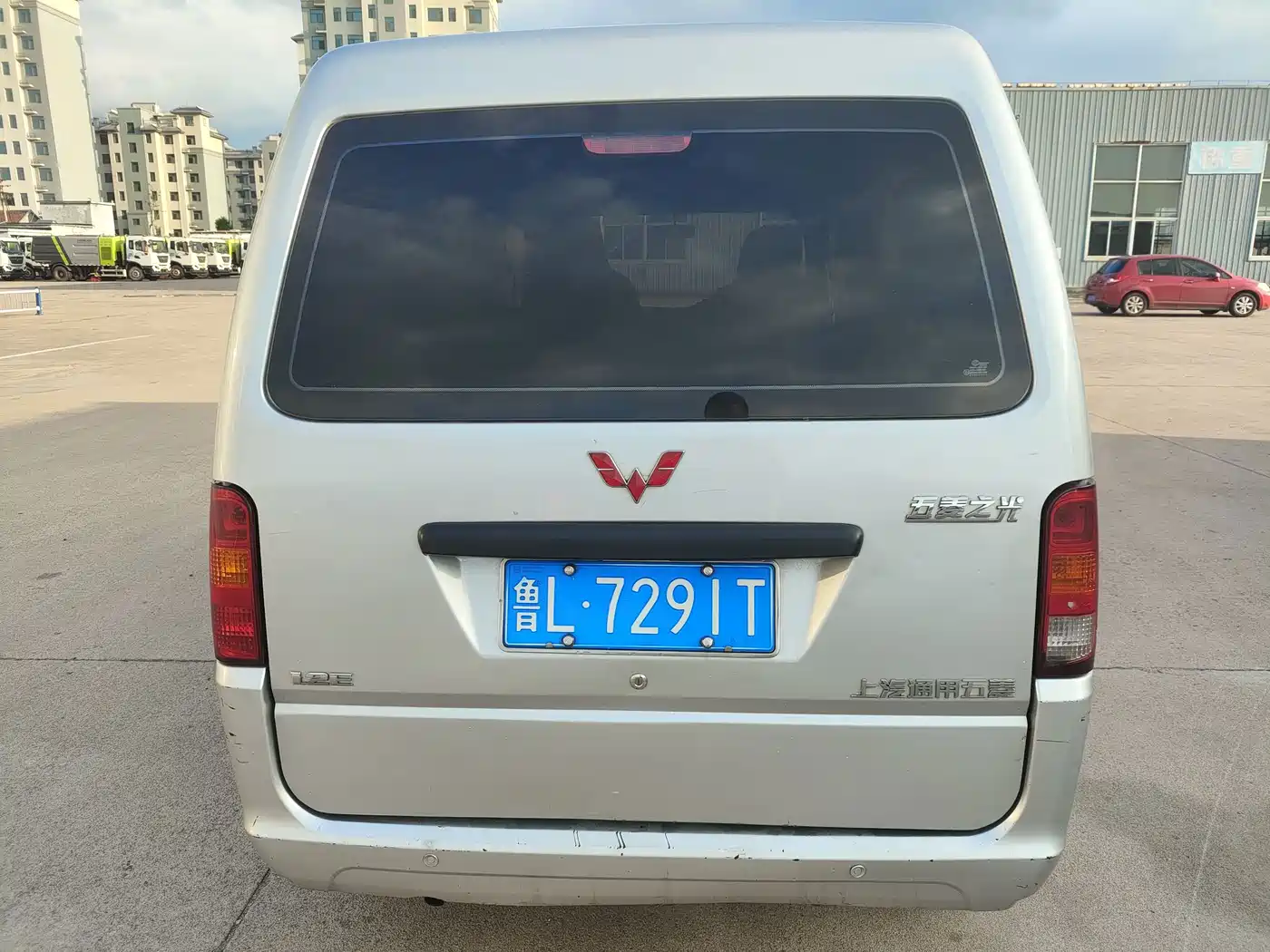 Wuling Motors Wuling Zhiguang 2019 1.2L S utility model