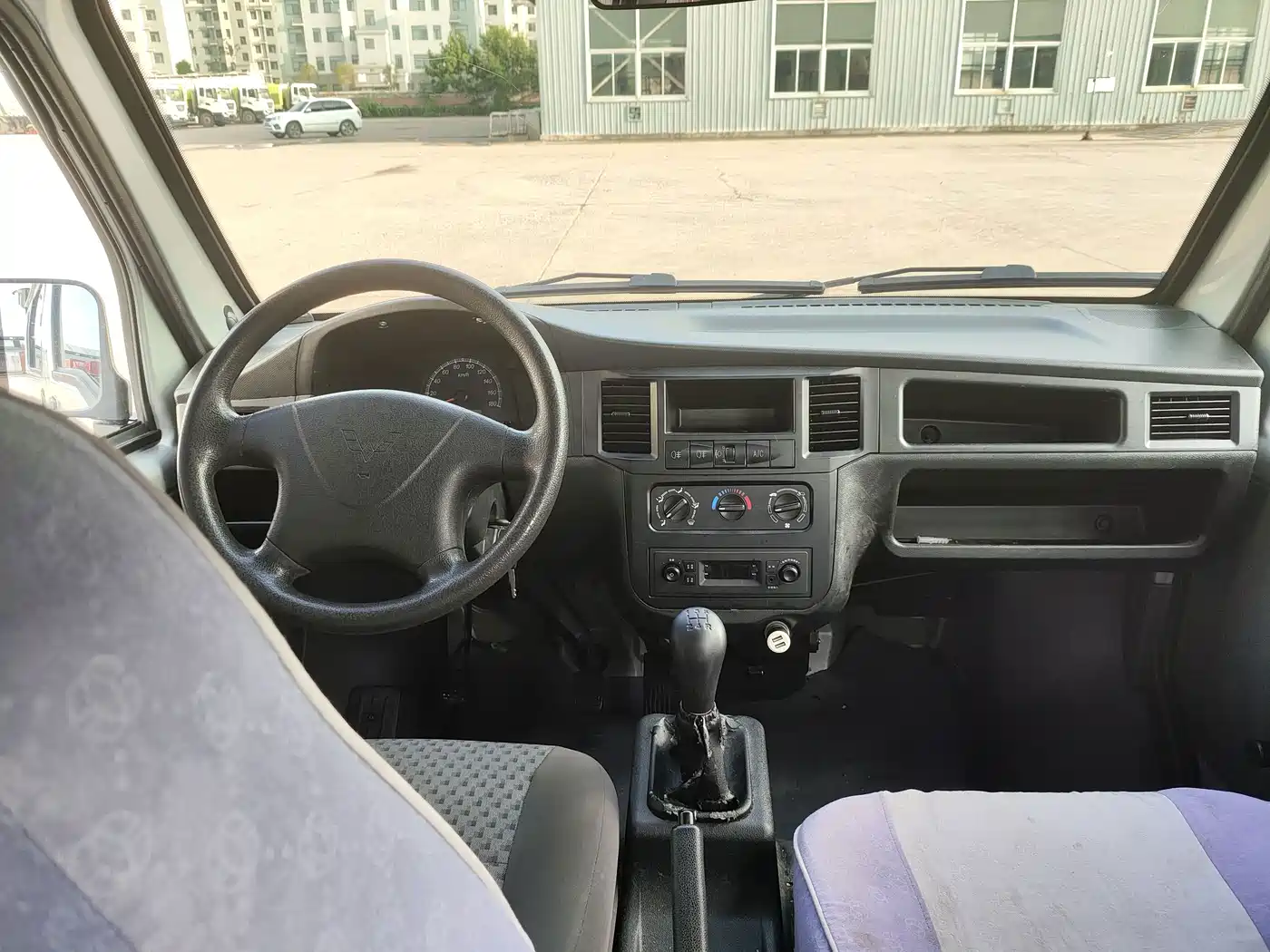 Wuling Motors Wuling Zhiguang 2019 1.2L S utility model