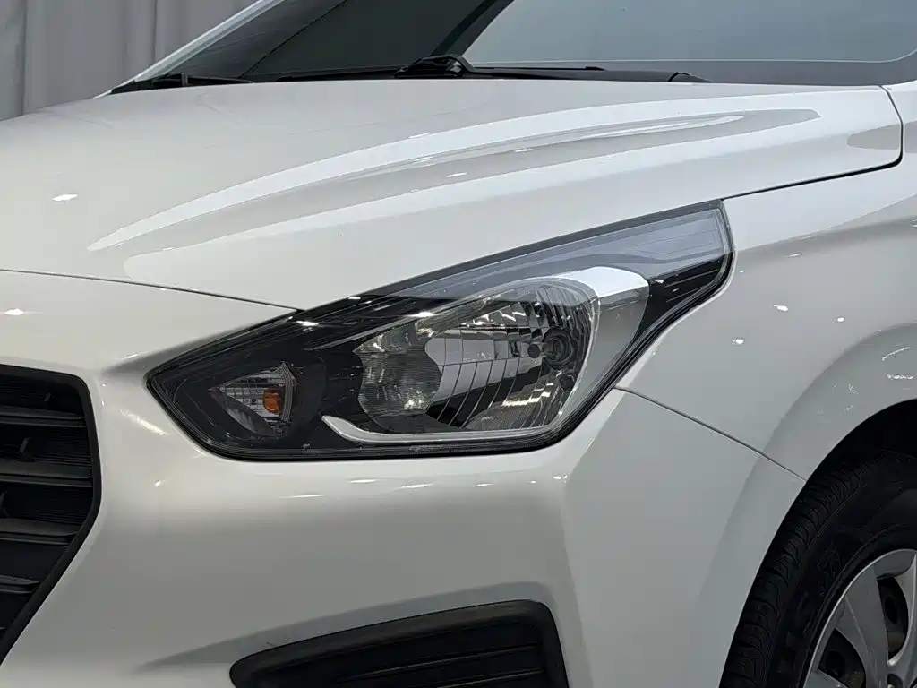 Hyundai Verna 2020 1.4L Manual GL Renewal Edition