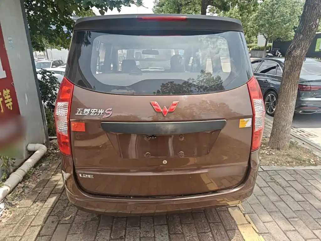 Wuling Motors Wuling Hongguang 2015 1.2L S Basic China V