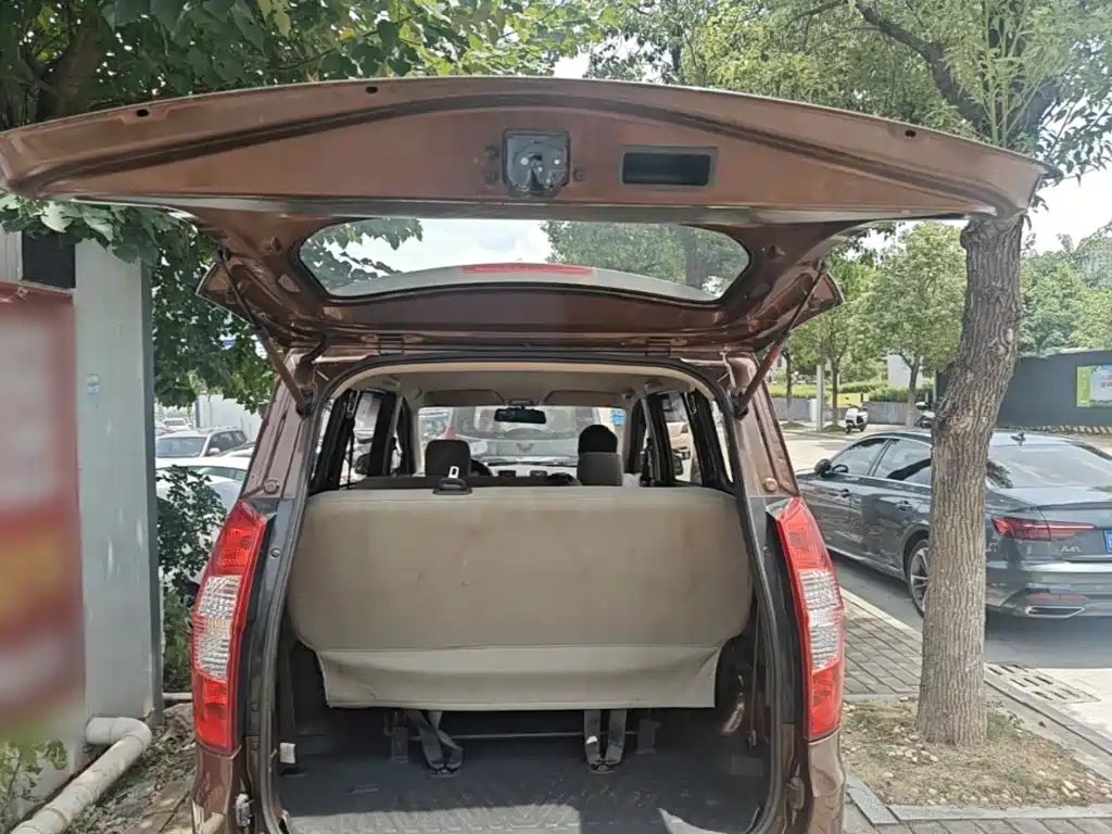 Wuling Motors Wuling Hongguang 2015 1.2L S Basic China V