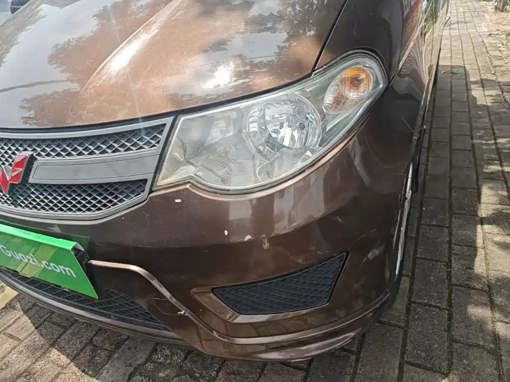 Wuling Motors Wuling Hongguang 2015 1.2L S Basic China V